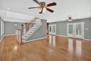 383 Simmons Rd, Pilot Mountain, NC 27041 - Photo 5