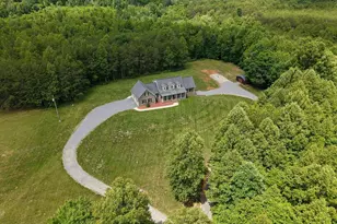 383 Simmons Rd, Pilot Mountain, NC 27041 - Photo 3
