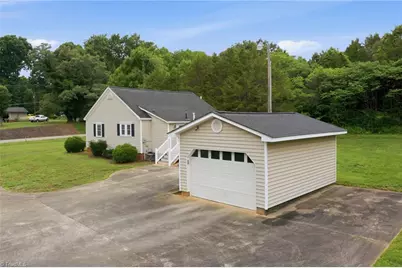 603 Westminster Drive, Statesville, NC 28677 - Photo 3