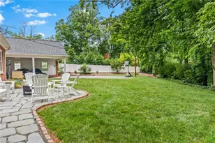 1805 Robinhood Rd, Winston-Salem, NC 27104 - Photo 43