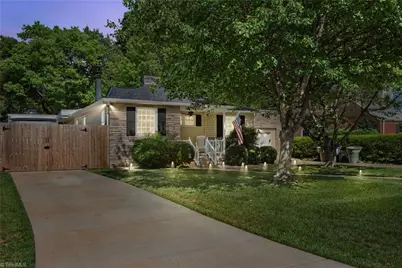 2304 Fairfield Avenue, Greensboro, NC 27408 - Photo 3
