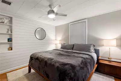 2304 Fairfield Avenue, Greensboro, NC 27408 - Photo 23