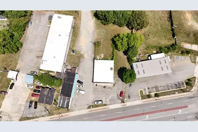 2029 E Market Street, Greensboro, NC 27401 - Photo 21