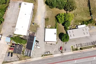 2029 E Market St, Greensboro, NC 27401 - Photo 21