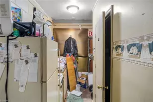 2029 E Market St, Greensboro, NC 27401 - Photo 17