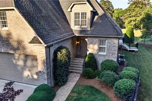 4127 Flagstick Ct, Jamestown, NC 27282 - Photo 3