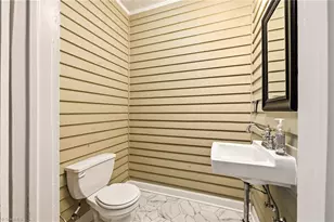 523 W 1st St, Winston-Salem, NC 27101 - Photo 25