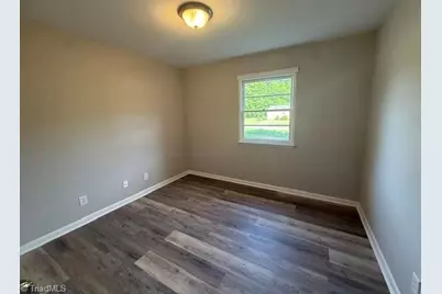 1012 Meadowbrook Boulevard, High Point, NC 27260 - Photo 17