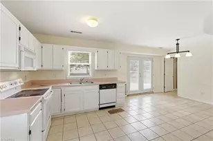 4331 Kinnamon Rd, Winston-Salem, NC 27103 - Photo 17