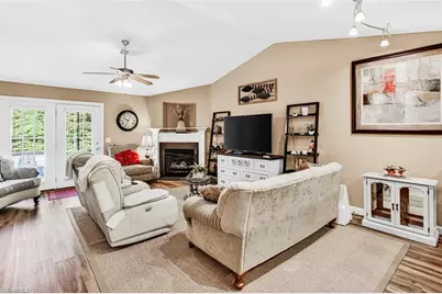117 Ridge Landing, Archdale, NC 27263 - Photo 3