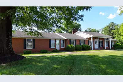 660 Shoals Road, Pinnacle, NC 27043 - Photo 3