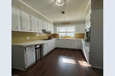 660 Shoals Road, Pinnacle, NC 27043 - Photo 13