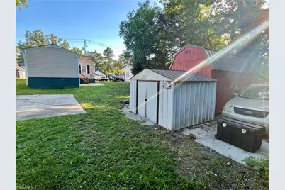 608 Unity Street, Thomasville, NC 27360 - Photo 11