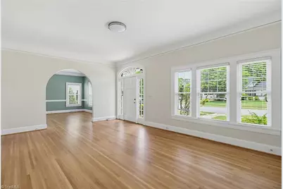 309 Hillcrest Drive, Lexington, NC 27292 - Photo 7