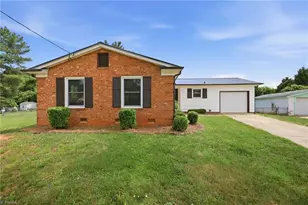 1031 Shea Ct, Winston-Salem, NC 27107 - Photo 3