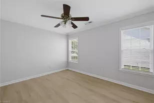 3925 Hickswood Forest Ct, High Point, NC 27265 - Photo 13