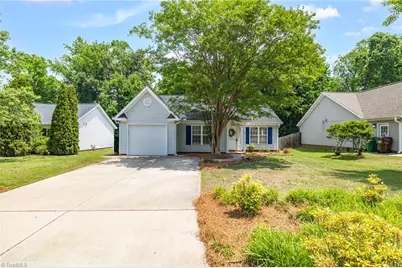 3925 Hickswood Forest Court, High Point, NC 27265 - Photo 23