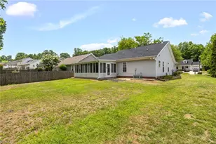 3925 Hickswood Forest Ct, High Point, NC 27265 - Photo 25