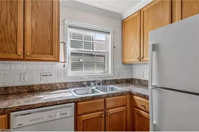 4902 Heritage Woods Court, Greensboro, NC 27407 - Photo 11