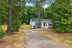 4403 Millis Rd, Greensboro, NC 27406 - Photo 3