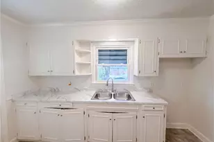 2403 Rowe St, Greensboro, NC 27407 - Photo 13