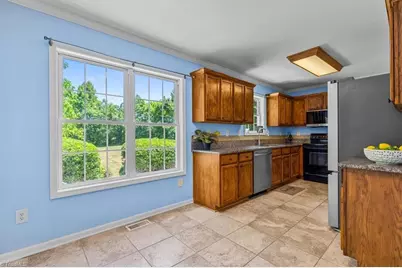181 Stonehaven Court, Reidsville, NC 27320 - Photo 13