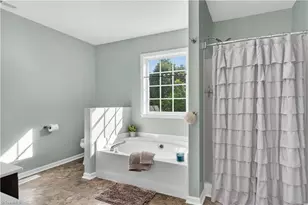 6051 Birkdale Dr, High Point, NC 27265 - Photo 21