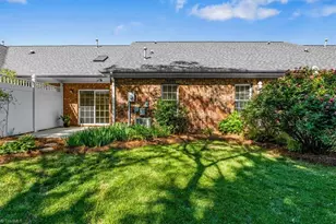 1055 St Michaels Ln, High Point, NC 27265 - Photo 25