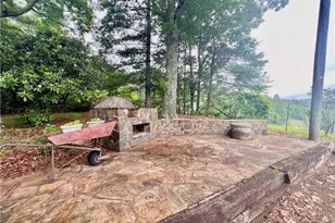 668 Will Vannoy Rd, West Jefferson, NC 28694 - Photo 23
