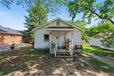 355 Foster Street, Burlington, NC 27217 - Photo 1
