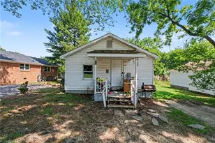 355 Foster St, Burlington, NC 27217 - Photo 1