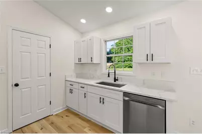 1210 Pearson Street, Greensboro, NC 27406 - Photo 11