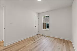 1210 Pearson St, Greensboro, NC 27406 - Photo 25