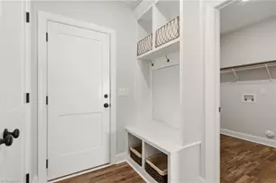 3051 Loch Dr, Winston-Salem, NC 27106 - Photo 17