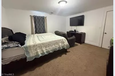 303 Aycock Street, Thomasville, NC 27360 - Photo 5
