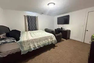 303 Aycock St, Thomasville, NC 27360 - Photo 5