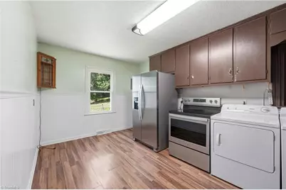 521 Graham Drive, Graham, NC 27253 - Photo 11