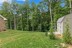 1070 Nauvoo Ridge Dr, Tobaccoville, NC 27050 - Photo 37