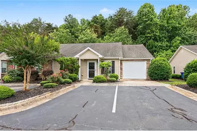 2957 Hyde Place Circle, Winston-Salem, NC 27103 - Photo 5