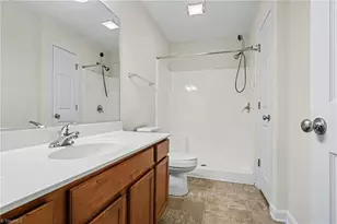 2957 Hyde Pl Cir, Winston-Salem, NC 27103 - Photo 23