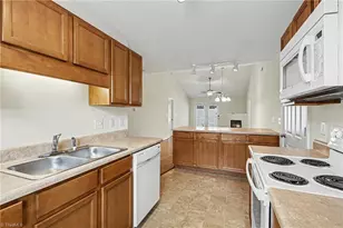 2957 Hyde Pl Cir, Winston-Salem, NC 27103 - Photo 13