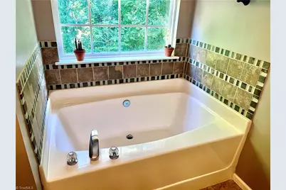 419 Rockbridge Drive, Kernersville, NC 27284 - Photo 27