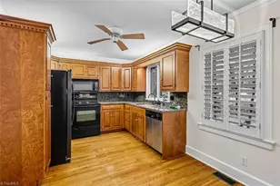 52 Dogwood Acres Dr, Chapel Hill, NC 27516 - Photo 35