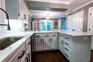 4109 Williams Dairy Rd, Greensboro, NC 27406 - Photo 11