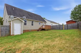 2303 Blair-Khazan Dr, Greensboro, NC 27405 - Photo 21