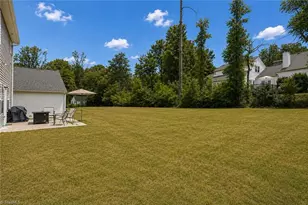 828 Sagemount St, Jamestown, NC 27282 - Photo 29