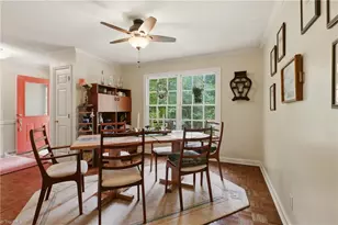 222 Shadowlawn Dr, Jamestown, NC 27282 - Photo 9