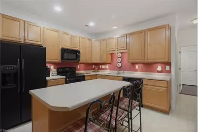 4711 Hanberry Drive, Greensboro, NC 27410 - Photo 19