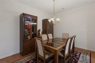4711 Hanberry Dr, Greensboro, NC 27410 - Photo 15