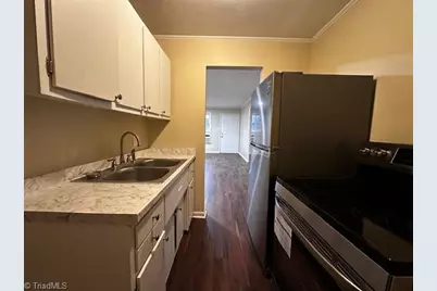 3304 Martin Avenue #D, Greensboro, NC 27405 - Photo 9